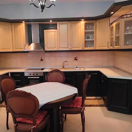 Tirana 2br With Veranda & Garden Apartment Kamez