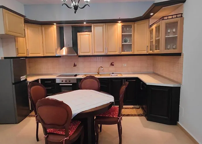 Great 2br Retreat For Families And Friends! Appartamento Kamez